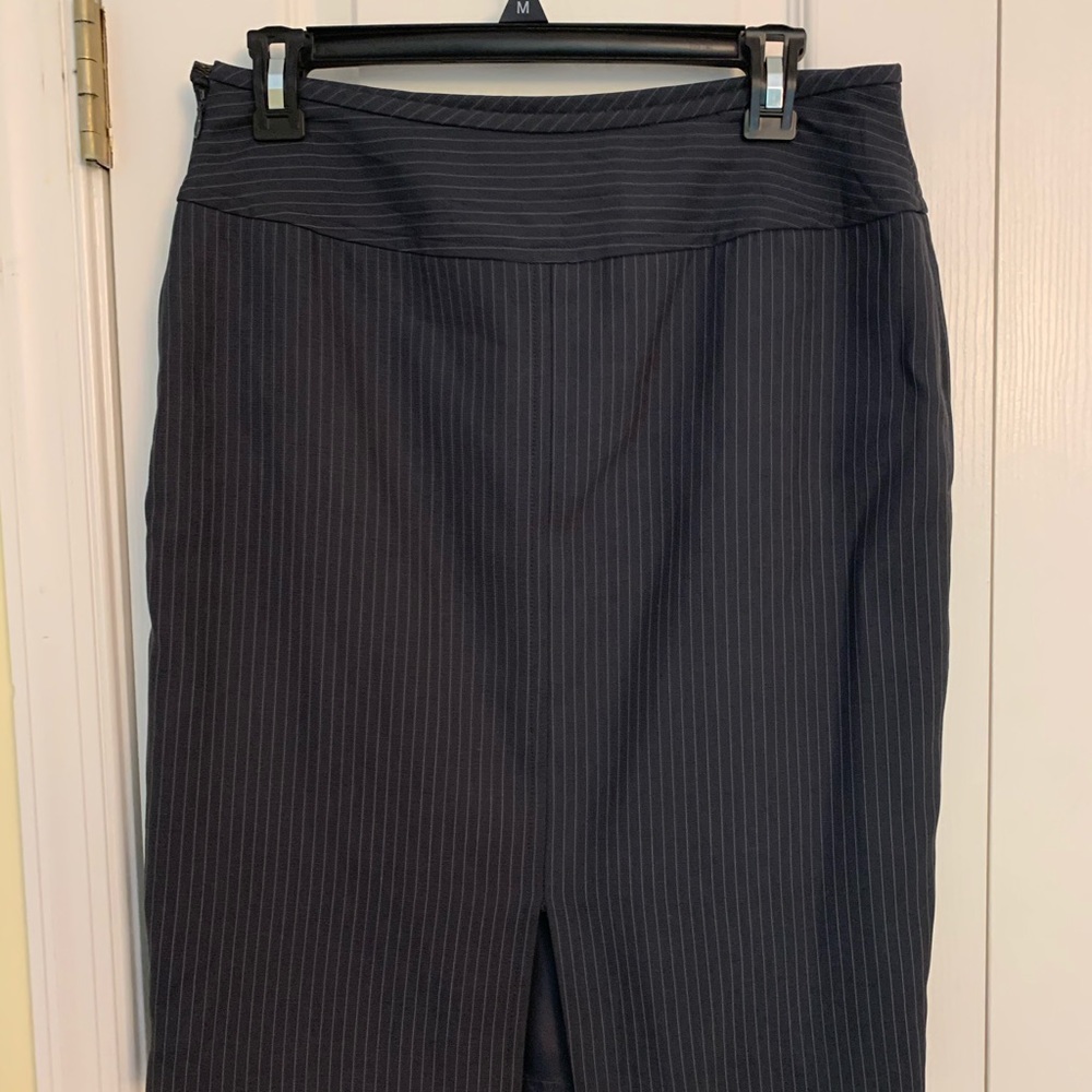 Three piece suit - Picture 6 of 10
